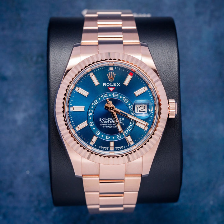 Rolex Sky-Dweller 336935 Rose Gold Blue Dial – front