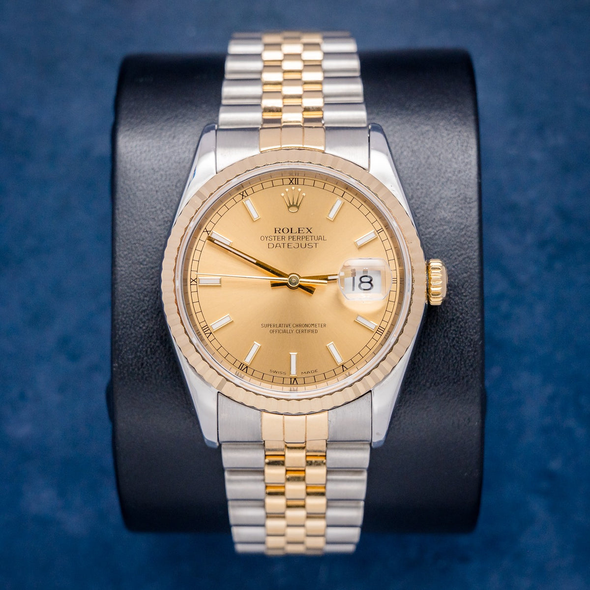 Rolex Datejust 16233 Steel & Yellow Gold Champagne Stick Dial – front