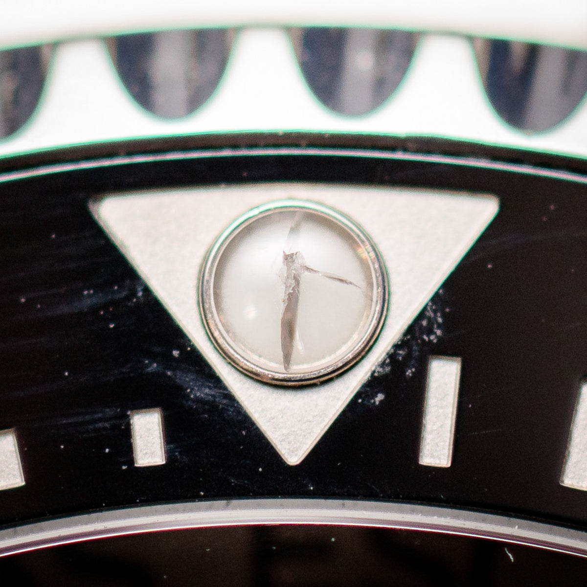 Rolex Deep-Sea Sea-Dweller 126660 Black Dial – box & papers