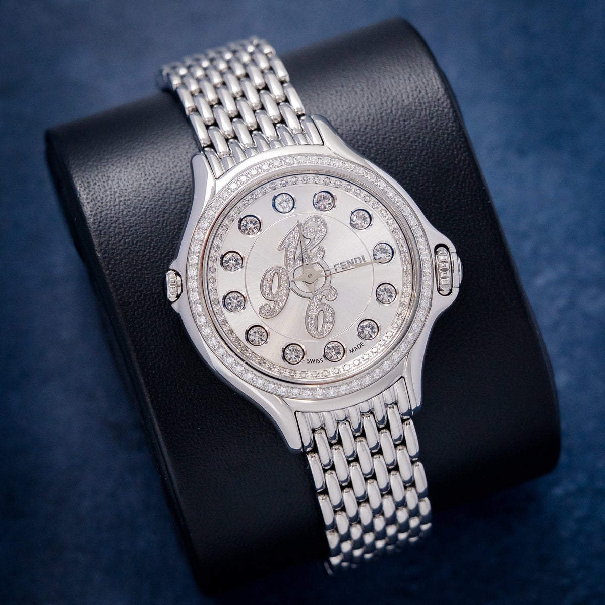 Fendi Crazy Carats 10500L – dial close-up