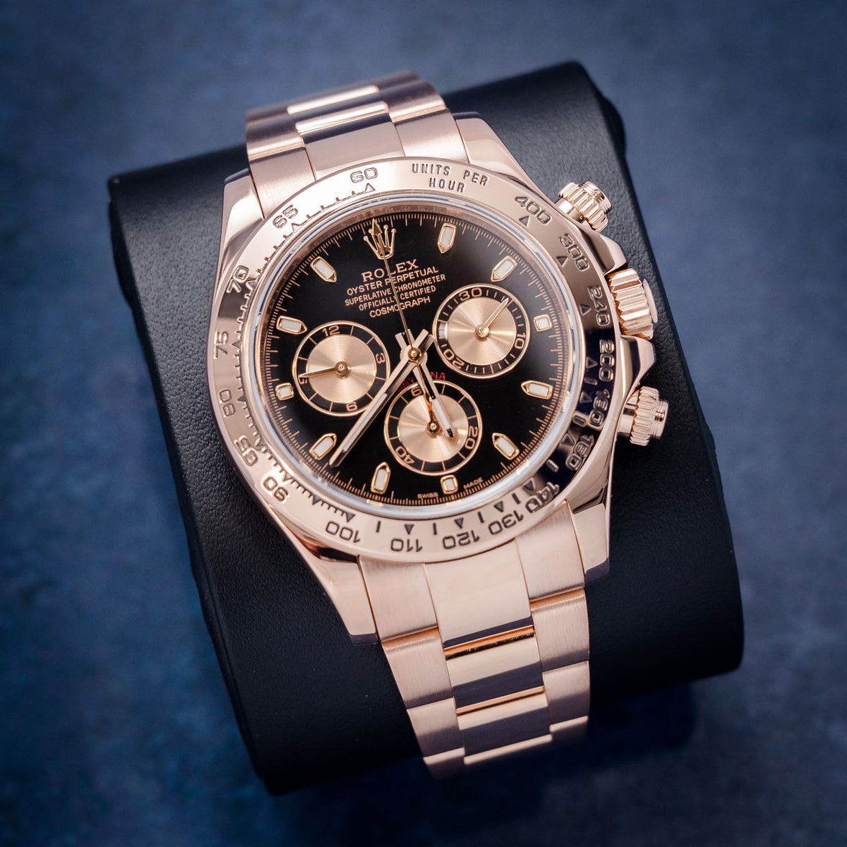 Rolex Daytona 116505 Rose Gold Black Dial – dial close-up