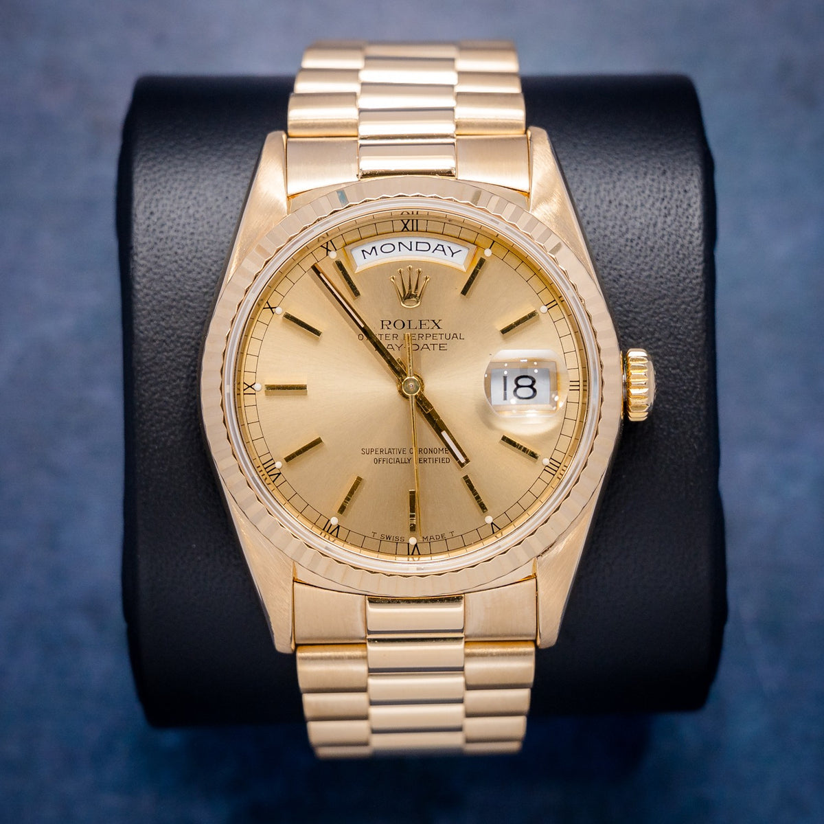 Rolex Day-Date 18238 Yellow Gold – front