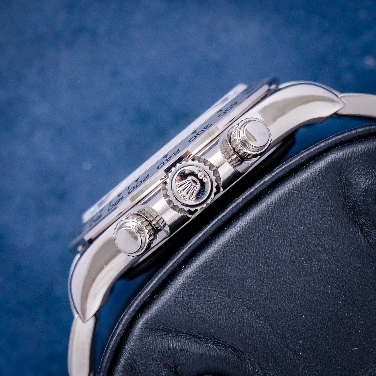 Rolex Daytona 126509 White Gold Blue Dial – side