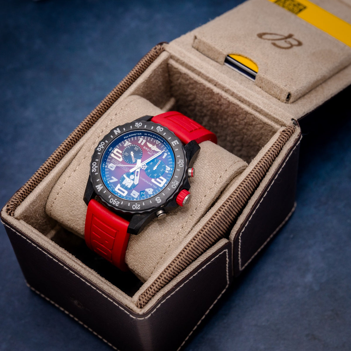 Breitling Endurance Pro X82310 – box & papers