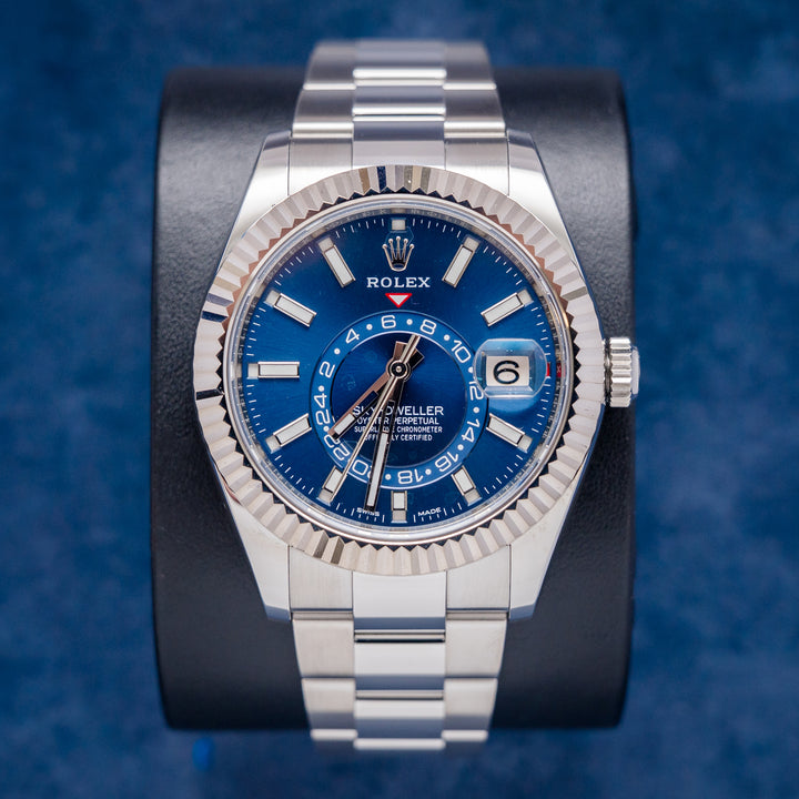 Rolex Sky-Dweller 326934 White Gold – front