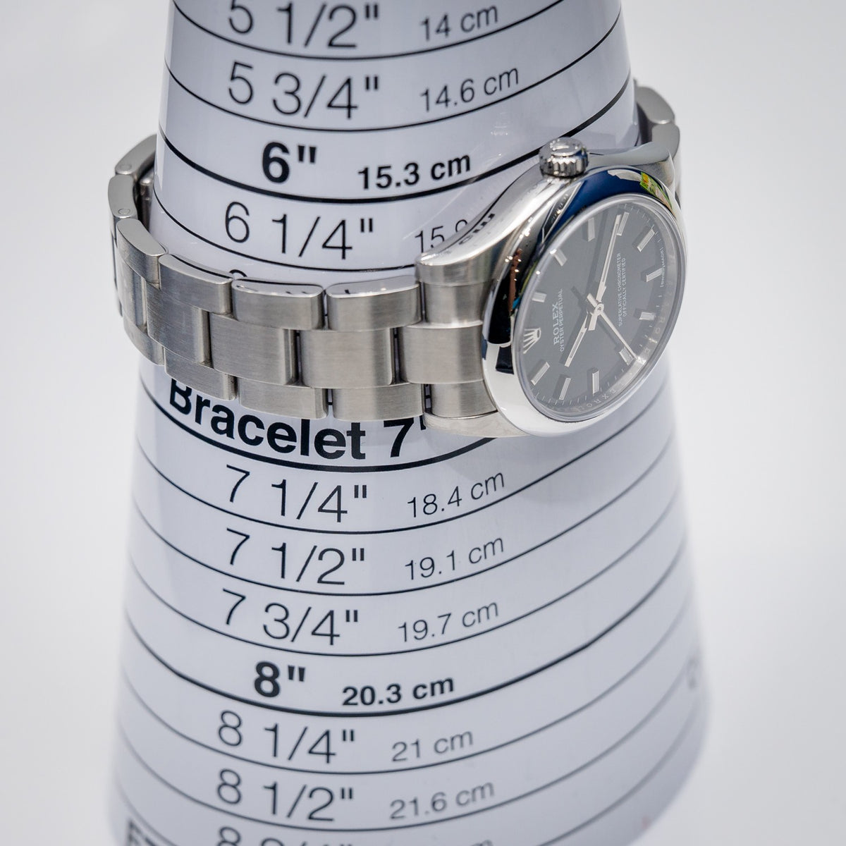 Rolex Oyster Perpetual 177200 Steel Black Dial – detail