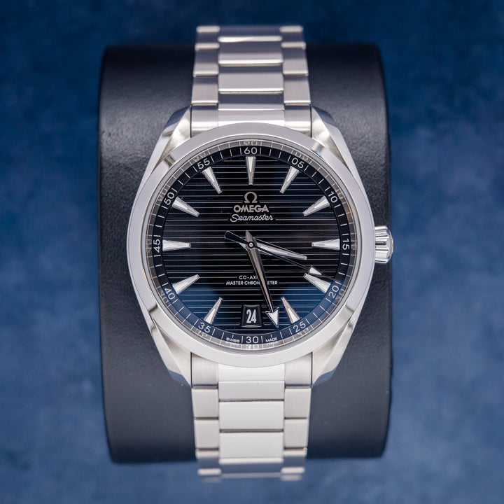 Omega Seamaster Aqua Terra 150M 220.10.41.21.01.002 Steel Black Dial – front