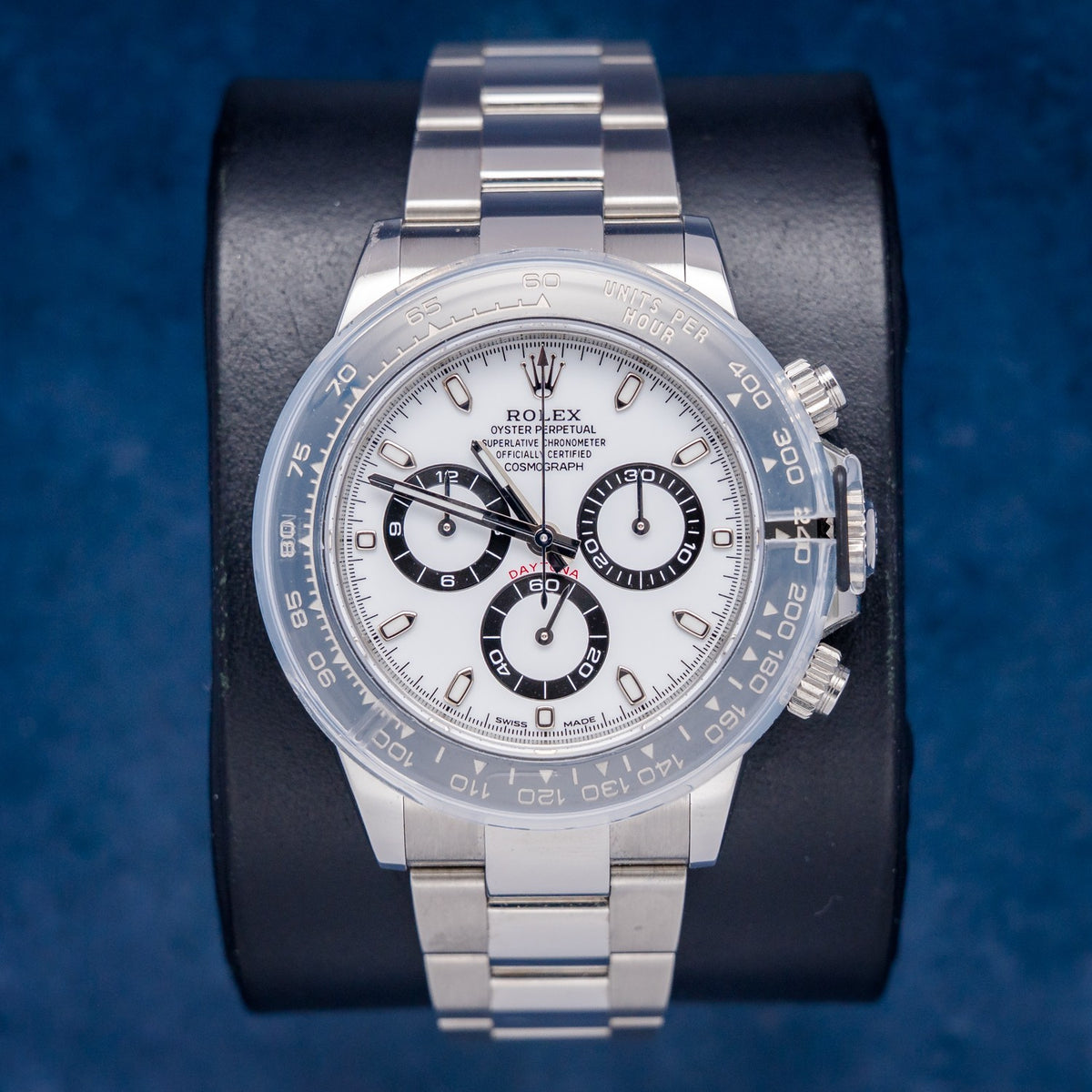 Rolex Daytona 116500LN Steel Black Dial – dial close-up
