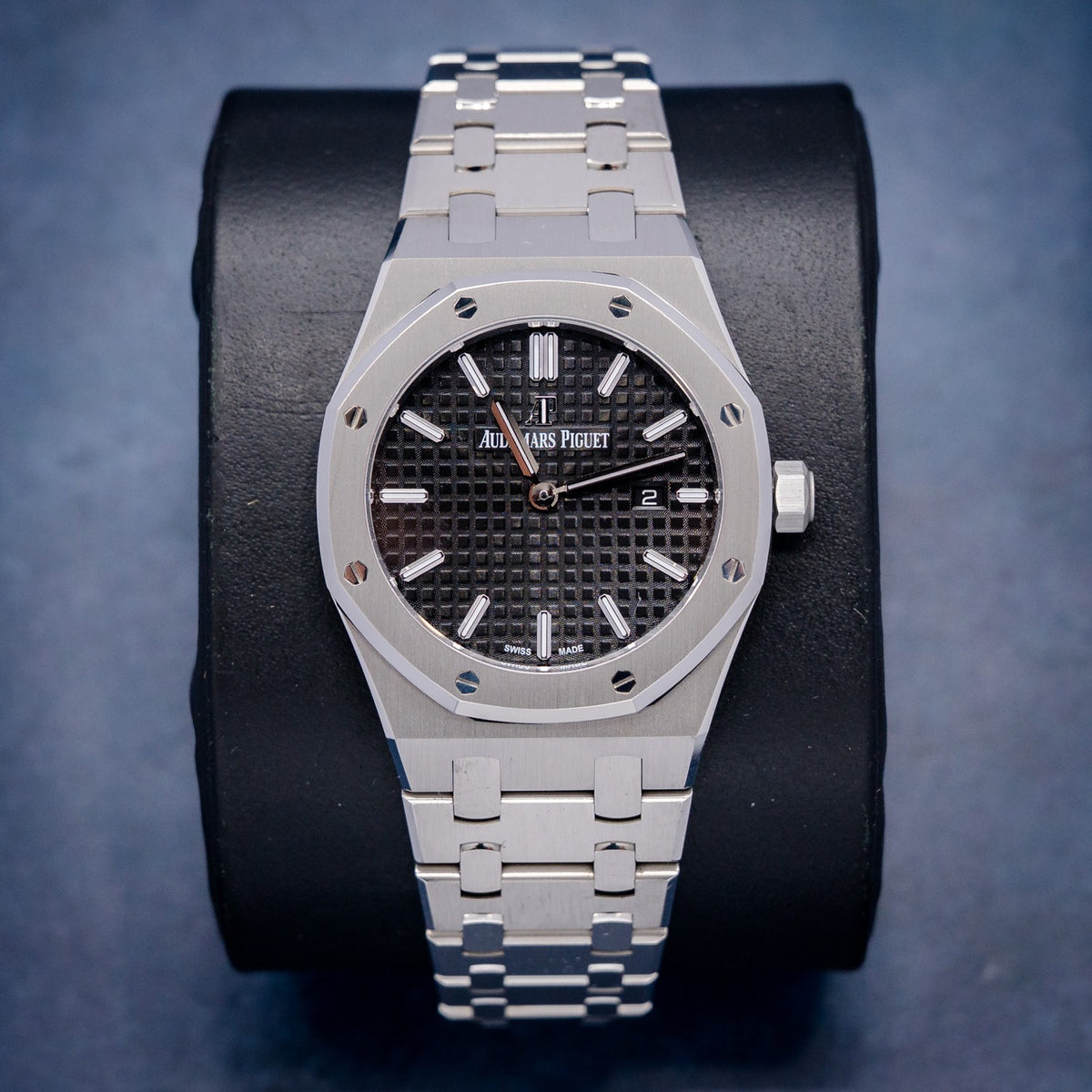 Audemars Piguet Royal Oak 67650ST.OO.1261ST.01 Steel Black Dial – front