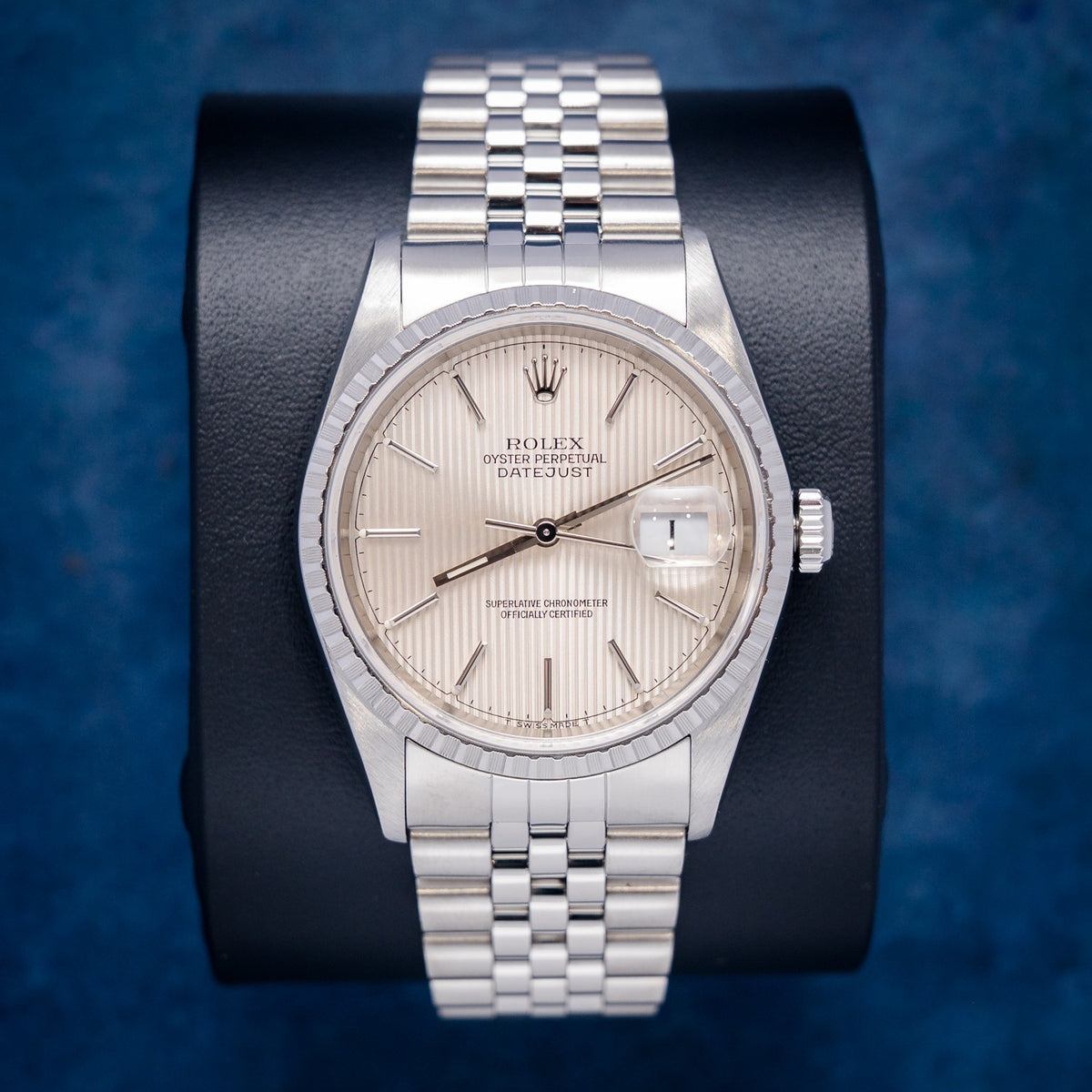 Rolex Datejust 16220 Steel – front