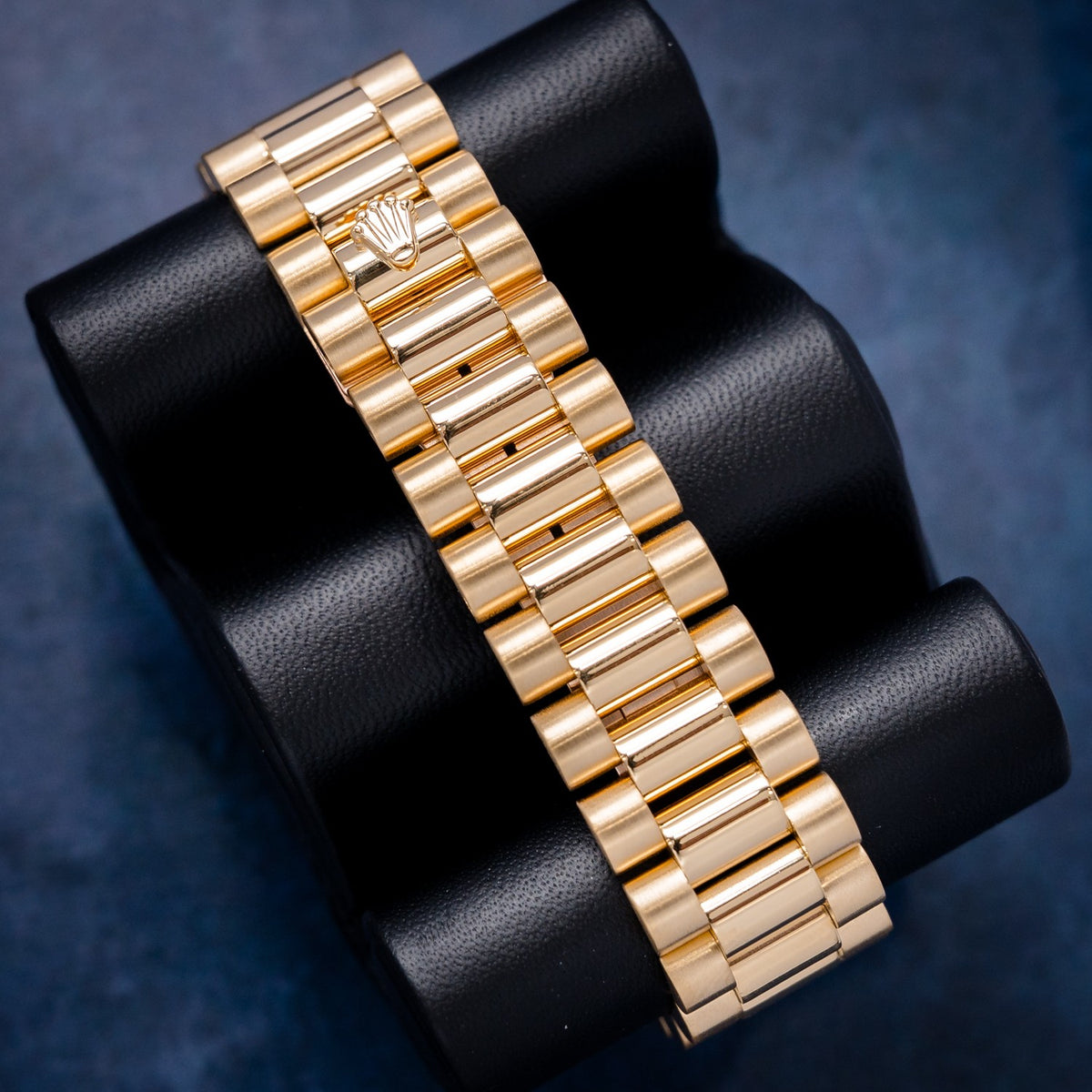 Rolex Day-Date 18238 Yellow Gold – clasp