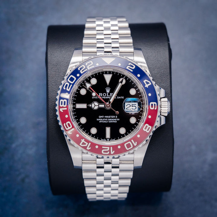 Rolex GMT-Master II 126710BLRO – front