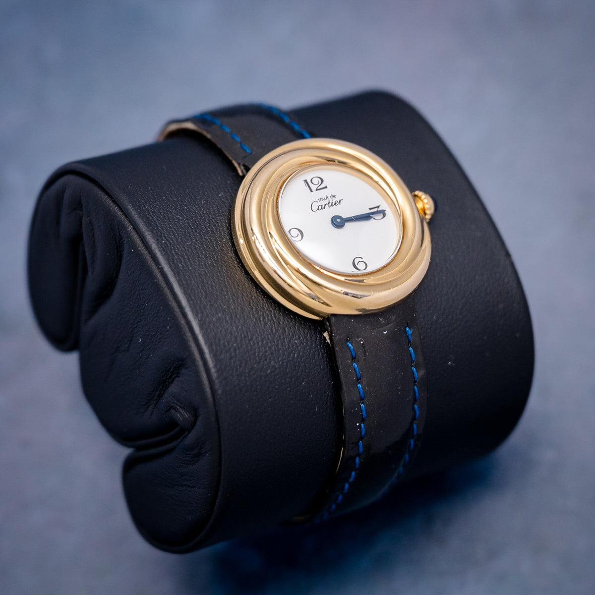 Cartier Trinity 925 Vermeil 2735 – dial close-up