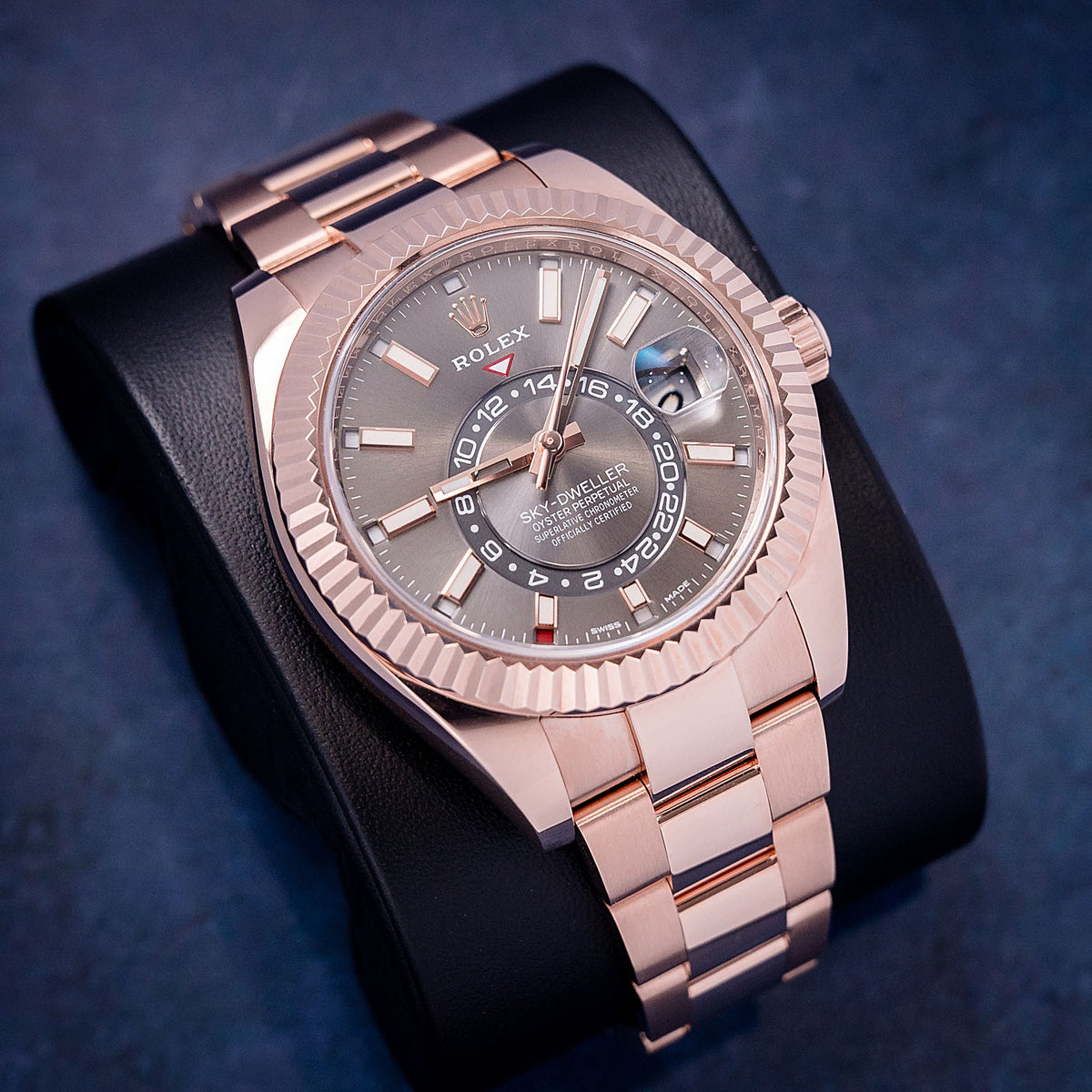 Rolex Sky-Dweller 326935 Rose Gold Rhodium Dial – dial close-up