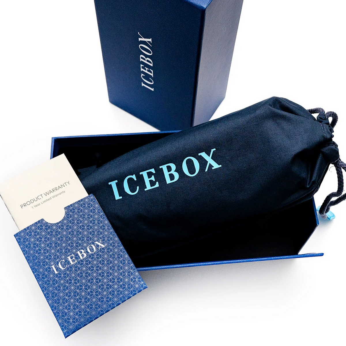 Icebox Leather Three Watch Roll in red, detail view 7