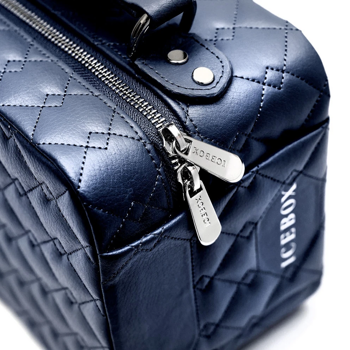 Icebox Medium Traveler Case in navy, 4-watch capacity, detail view 5